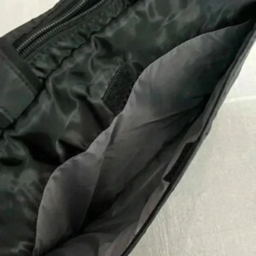 lug Black Men's Laptop Sleeve with Handles